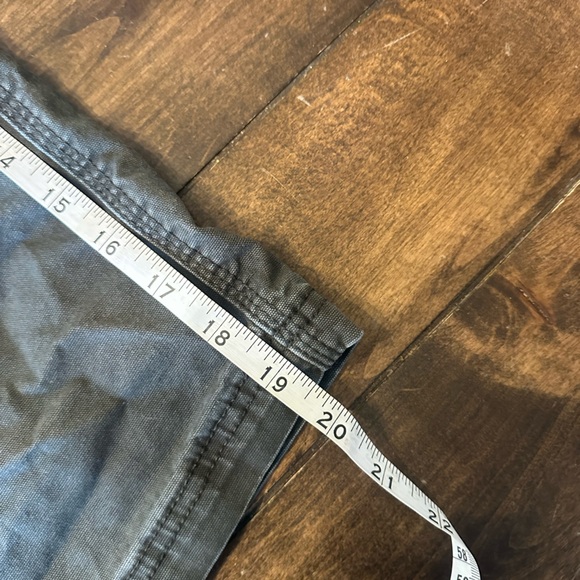 Coleman Men's Olive Cargo Shorts - Picture 6 of 7